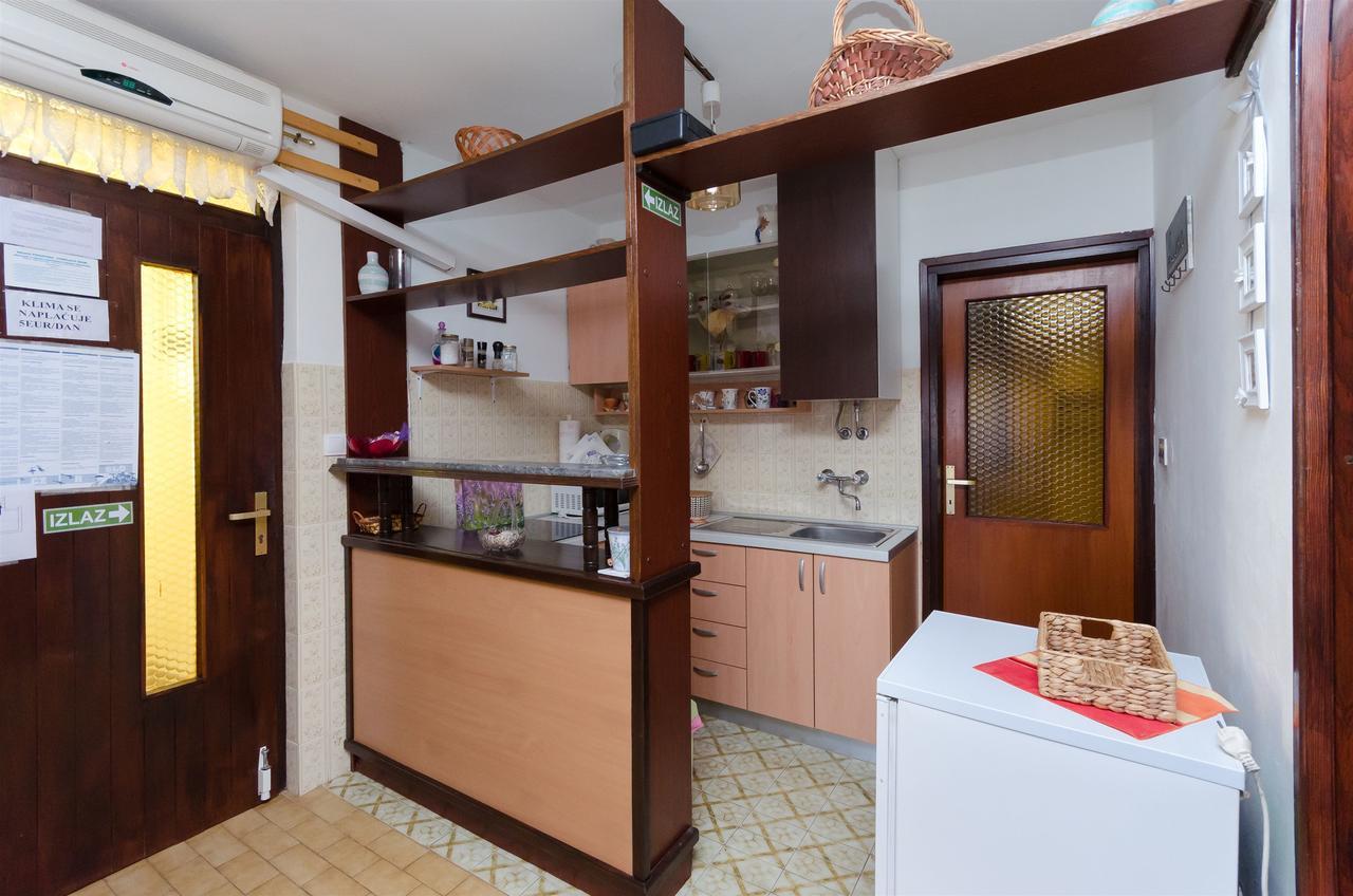 Apartments Branka Punat Exterior photo