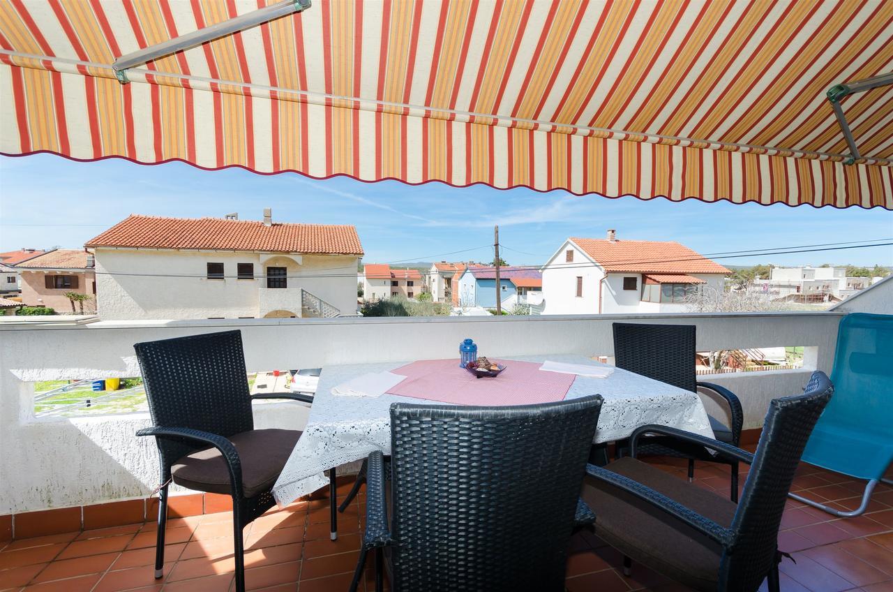 Apartments Branka Punat Exterior photo